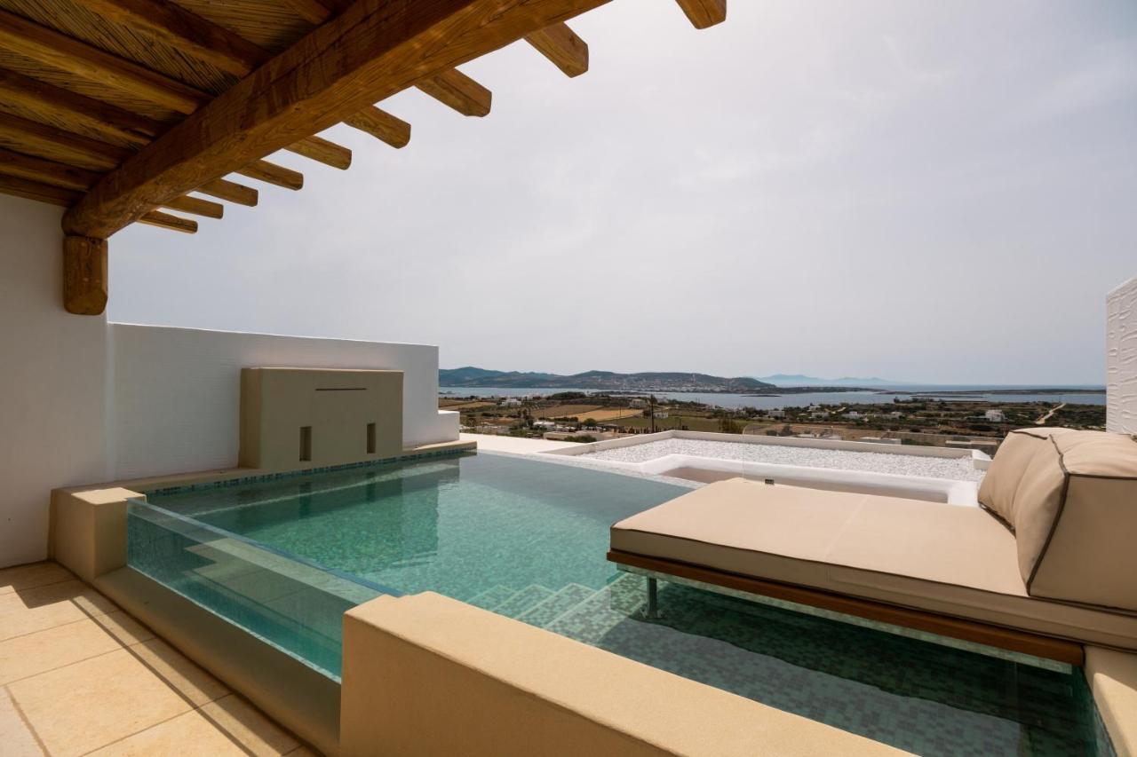 Utopia Suites By Anna Platanou Ajía Iríni Páru Kültér fotó