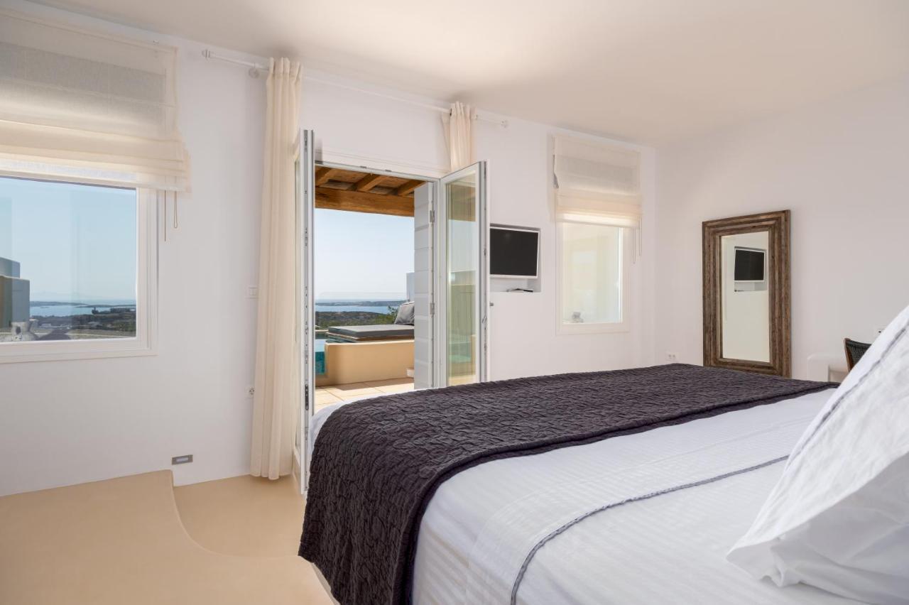 Utopia Suites By Anna Platanou Ajía Iríni Páru Kültér fotó