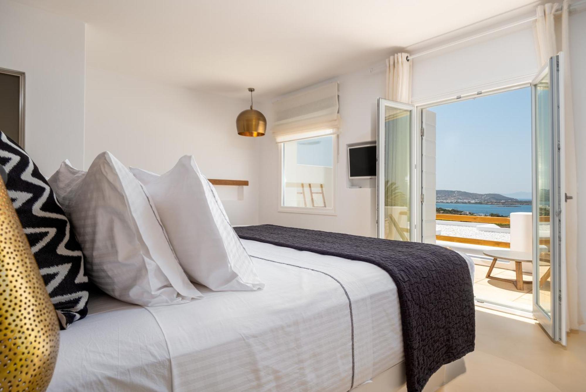 Utopia Suites By Anna Platanou Ajía Iríni Páru Kültér fotó